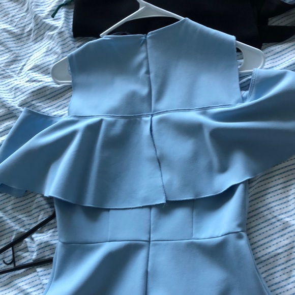 Ruffles dress - Picture 3 of 3